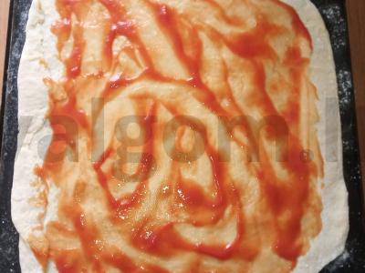 Greita pica ant plono tešlos Žingsnis 7