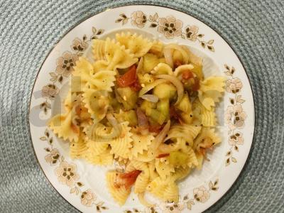 Sezoninė pasta su baklažanu pagrindine nuotrauka