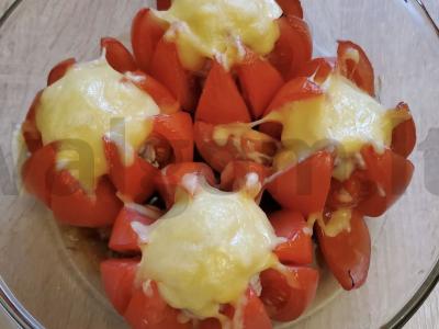 Įdaryti pomidorai pagrindine nuotrauka