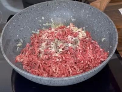 Kepsnys su faršu ir prieskoniais Žingsnis 3