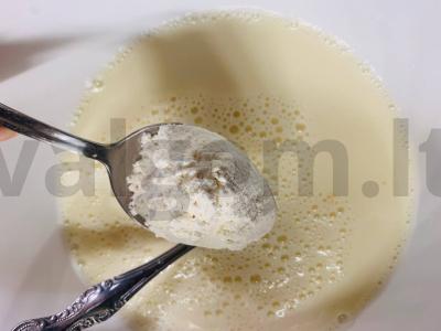 Blynai su saldžiu įdaru „Mėlynių“ Žingsnis 1