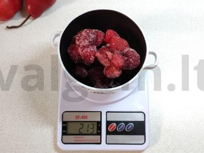 Banano sūrio pyragas su braškėmis be kepimo Žingsnis 7