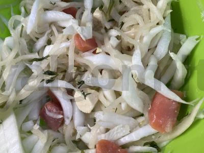 Salotos su lašiša ir traškiais skrebučiais Žingsnis 2