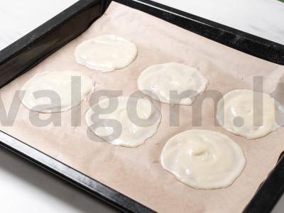 Baltyminiai pyragėliai „Kreminiai krepšeliai“ Žingsnis 2