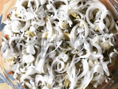 Jautienos širdies salotos pagrindine nuotrauka