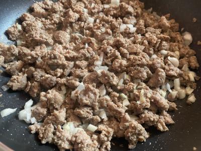 Makaronai su prieskoniais ir svogūnais Žingsnis 5