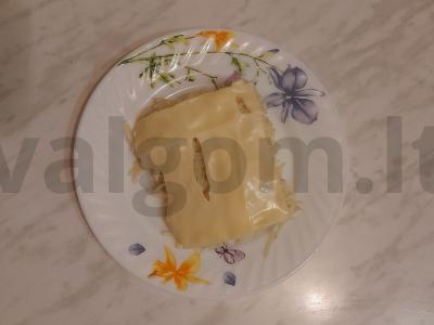 Naminių makaronų apkepas pagrindine nuotrauka