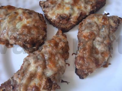 Kepti sumuštiniai su silkėmis pomidoruose ir mocarela Žingsnis 4