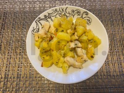 Troškintas bulvės su vištiena ir grietine Žingsnis 7