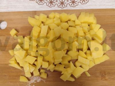 Vištienos kukulių sriuba „Vaikų stovyklos“ Žingsnis 2