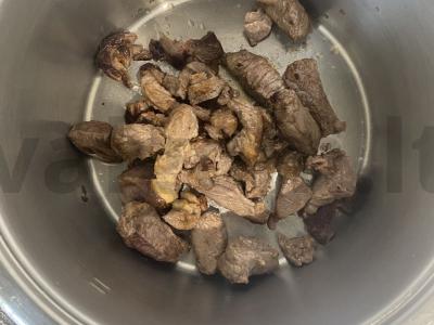 Jautienos troškinys Žingsnis 4