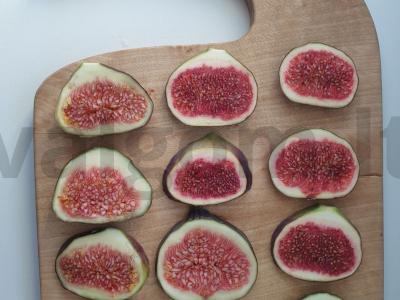 Ruginė galeta su figomis Žingsnis 1