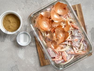 Daržovių troškinys su svogūnų lukštais Žingsnis 2