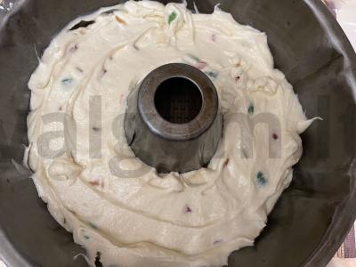 Keksas su cukatais ir apelsinų žievele Žingsnis 5