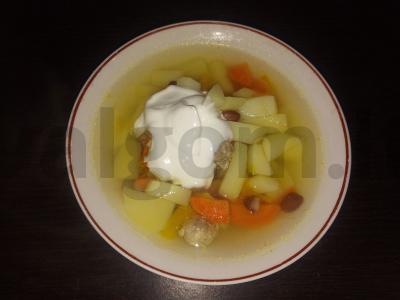 Lengvas sriuba su meatballs ir pupelėmis Žingsnis 3