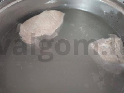 Sotūs burokėlių sriuba pietums Žingsnis 1