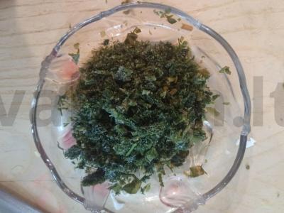 Okroška su kefyru, dešra ir žaliu svogūnu Žingsnis 5