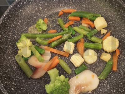 Ryžiai su daržovėmis ir kiaušiniu Žingsnis 3