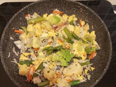 Ryžiai su daržovėmis ir kiaušiniu Žingsnis 4