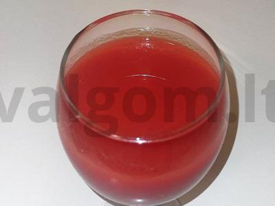 Vegetariškas burokėlių sriuba su pomidorų sultimis ir pupelėmis Žingsnis 3