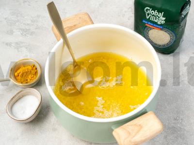 Auksinis ryžiai su daržovėmis Žingsnis 1