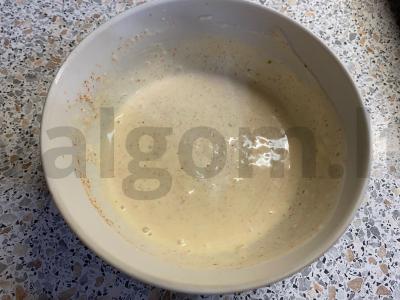 Vištiena, kepta majoneze su česnaku Žingsnis 1