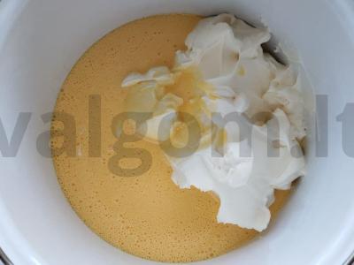 Švelniausias tiramisu su plakta grietinėle Žingsnis 2