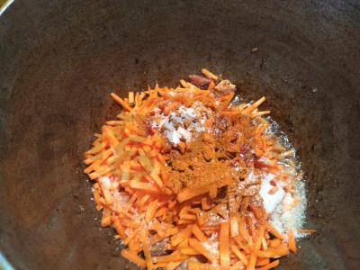 Švelnus kiaulienos plovas su česnaku Žingsnis 3