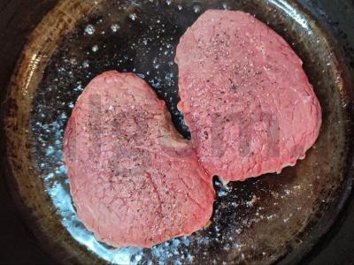 Keptas steikas su laimų marinatų Žingsnis 2