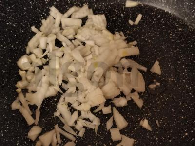 Spagečiai su troškiniu ir parmezanu Žingsnis 1