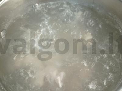 Daržovių sriuba su vištiena ir kukuliais Žingsnis 1