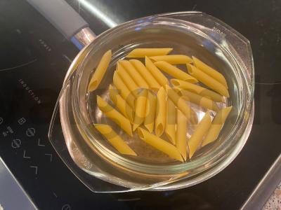 Pietūs pakelės kavinėje Izabella Žingsnis 1