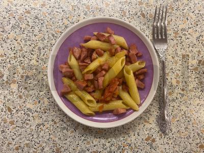 Pietūs pakelės kavinėje Izabella Žingsnis 9