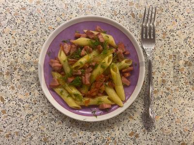 Pietūs pakelės kavinėje Izabella pagrindine nuotrauka