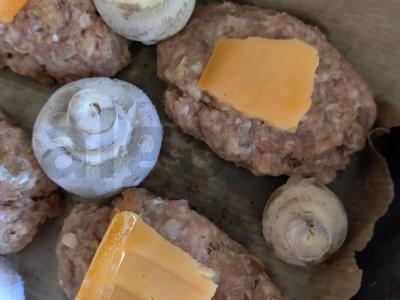 Grikių makaronai su pievagrybiais ir antis mėsos kukuliais Žingsnis 7