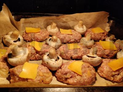 Grikių makaronai su pievagrybiais ir antis mėsos kukuliais Žingsnis 9