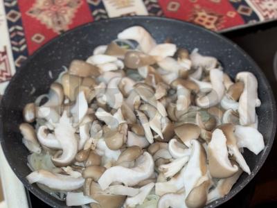 Pusryčių kviečiai su grybais Žingsnis 2
