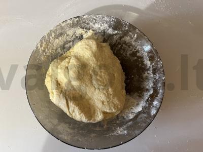 Krisčiai varškės sausainiai „Rulėliai“ Žingsnis 5