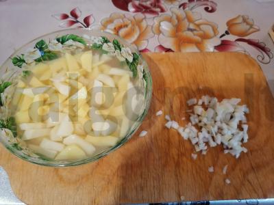 Žirnių sriuba su šonkauliais Žingsnis 2