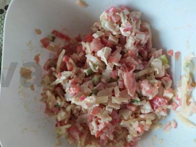 Salotas „Krabčionokas“ su sūriu ir česnaku Žingsnis 2