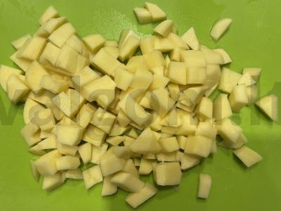 Lengvas vištienos sultinys su bulvėmis Žingsnis 3