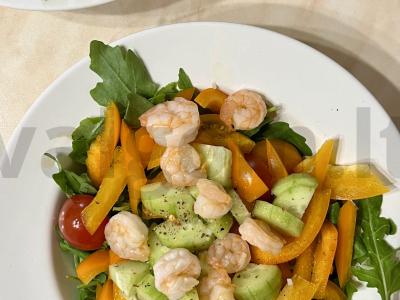 Žalias salotas su karališkomis krevetėmis Žingsnis 5