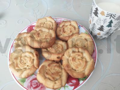 Vaikiški sausainiai iš vaikų mišinio pagrindine nuotrauka