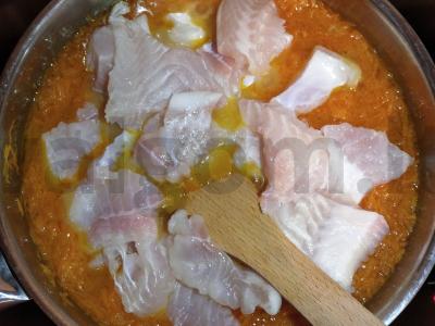 Pangasius morkų padaže Žingsnis 3