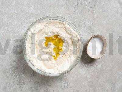 Purios „Margherita“ ant mielinės tešlos Žingsnis 5