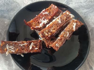 Česnakiniai skrebučiai pagrindine nuotrauka