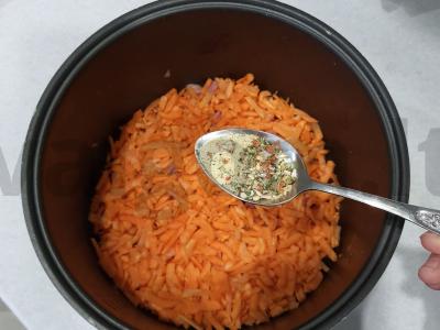 Kiaulienos plovas su daržovėmis lėtoje viryklėje Žingsnis 3