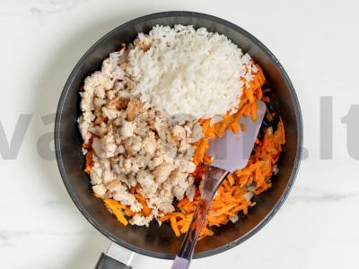 Vištienos faršas su ryžiais Žingsnis 9