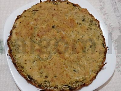 Skani kopūstų pyragas su kefyru pagrindine nuotrauka