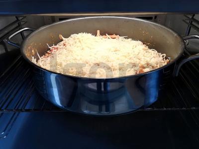 Makaronų ir faršo apkepas puode Žingsnis 4